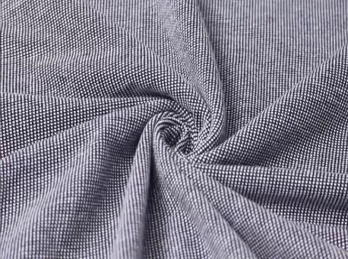 Tasakaalustatud segu looduslikust mugavusest, struktuurist ja hingavusest